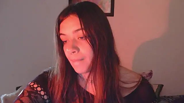 Snapshot of Miss_oliviaa chatting on 03-20-25, 07:57 Miss oliviaa online show from 03-20-25, 07:57