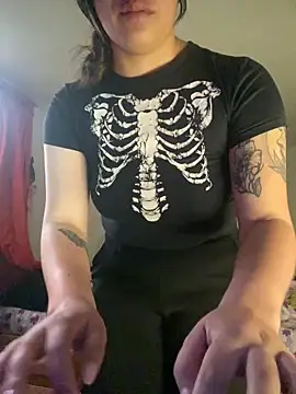 Miss oliviaa online show from 03-25-26, 10:19