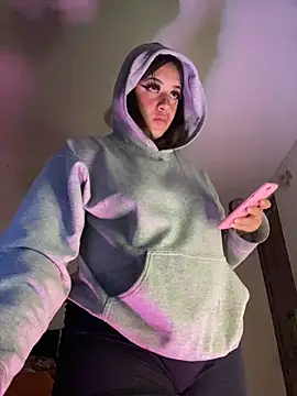 Miss oliviaa online show from 02-13-26, 10:54