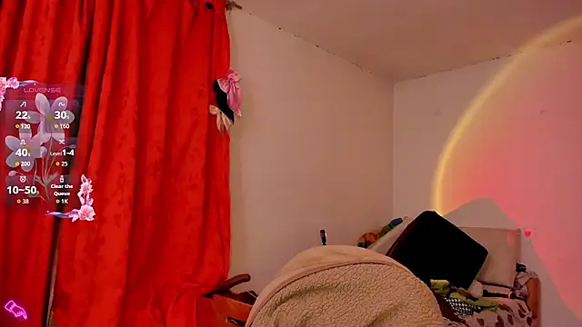 Miss oliviaa online show from 11-07-25, 11:52