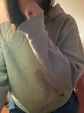 Miss oliviaa online show from 11-15-25, 06:23