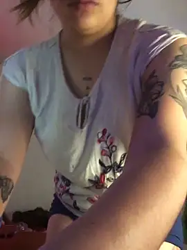 Miss oliviaa online show from 10-30-25, 05:10