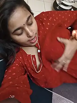 Sweet-Rani online show from 05-17-26, 06:08