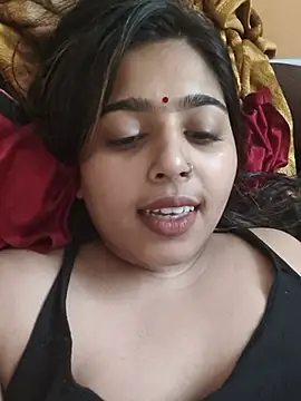 Snapshot of Sweet-Rani chatting on 07-25-26, 05:41 Sweet-Rani online show from 07-25-26, 05:41