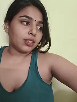 Snapshot of Sweet-Rani chatting on 06-12-26, 08:17 Sweet-Rani online show from 06-12-26, 08:17