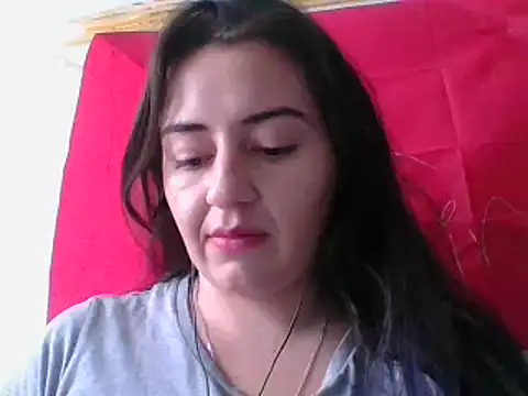 Snapshot of _karlie_kloss_ chatting on 03-21-25, 08:18 karlie kloss online show from 03-21-25, 08:18