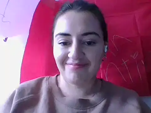 Snapshot of _karlie_kloss_ chatting on 02-24-25, 08:25 karlie kloss online show from 02-24-25, 08:25