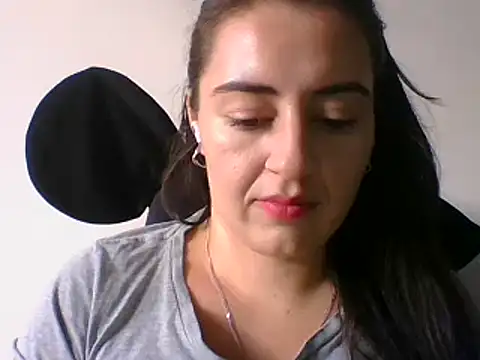 Snapshot of _karlie_kloss_ chatting on 01-31-25, 08:54 karlie kloss online show from 01-31-25, 08:54