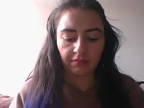 Snapshot of _karlie_kloss_ chatting on 01-19-25, 05:39 karlie kloss online show from 01-19-25, 05:39