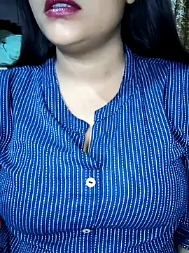 Snapshot of cutepragya2 chatting on 09-18-25, 04:04 cutepragya2 online show from 09-18-25, 04:04