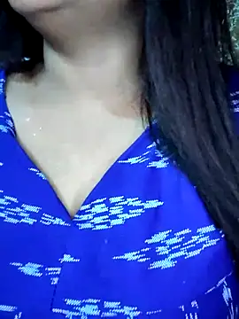 Snapshot of cutepragya2 chatting on 10-06-25, 08:37 cutepragya2 online show from 10-06-25, 08:37