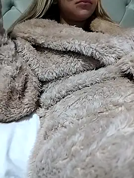 fofinhaa12 online show from 11-09-25, 02:10