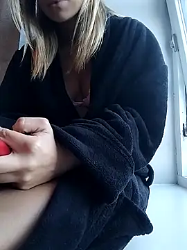 fofinhaa12 online show from 09-16-25, 05:14