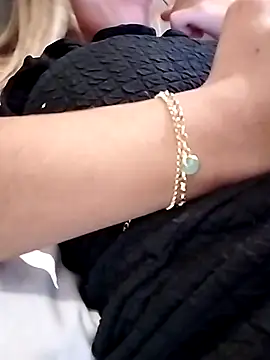 fofinhaa12 online show from 10-02-25, 04:10