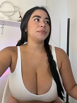 kristynmassey online show from 04-11-26, 04:32