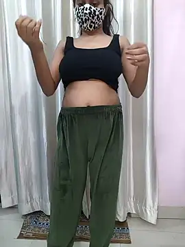 bigtitsqueen online show from 01-12-25, 05:03