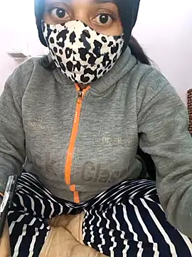 bigtitsqueen online show from 01-12-25, 04:29