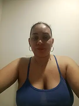 MirandaSoto online show from 10-11-25, 02:56
