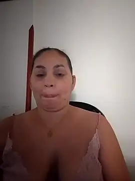 MirandaSoto online show from 03-07-25, 02:23