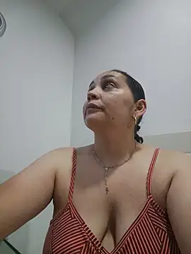 MirandaSoto online show from 07-10-26, 03:39