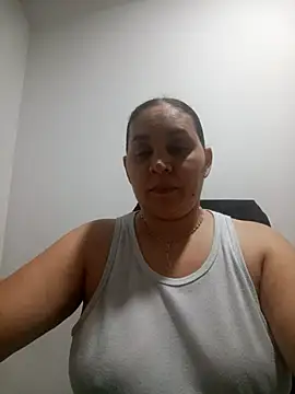 MirandaSoto online show from 09-18-25, 04:04