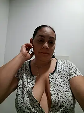 MirandaSoto online show from 10-12-25, 03:41
