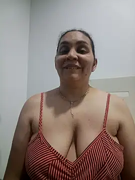 MirandaSoto online show from 04-16-26, 03:51