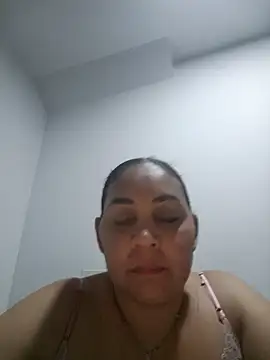 MirandaSoto online show from 10-19-25, 03:09