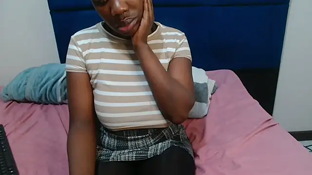 MilkyTitties online show from 06-17-26, 10:19