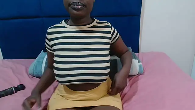 MilkyTitties online show from 06-10-26, 04:30