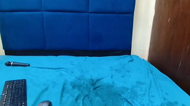 MilkyTitties online show from 12-15-25, 08:36