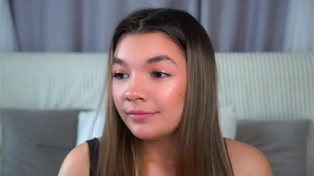 VeronaAppleberry online show from 10-09-25, 11:11