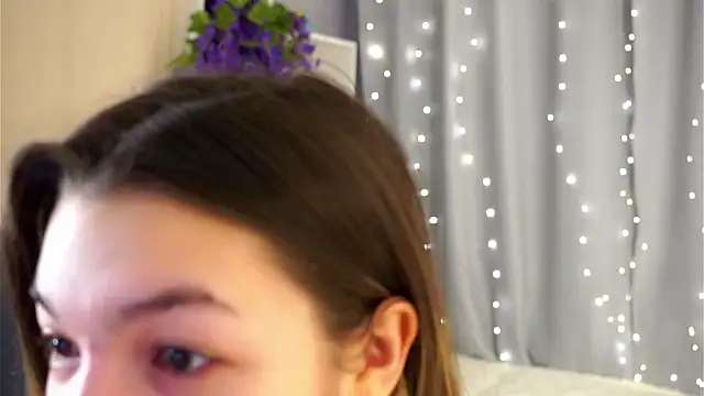 VeronaAppleberry online show from 02-18-26, 01:03