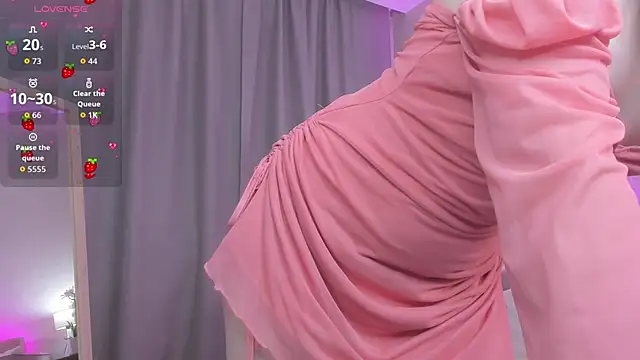 Snapshot of Genne_Tierney chatting on 11-07-25, 12:59 Genne Tierney online show from 11-07-25, 12:59