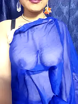 Snapshot of Stripy_Doll chatting on 01-28-25, 03:15 Stripy Doll online show from 01-28-25, 03:15
