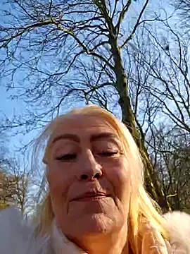 Snapshot of lisalustjouw chatting on 03-07-25, 01:40 lisalustjouw online show from 03-07-25, 01:40