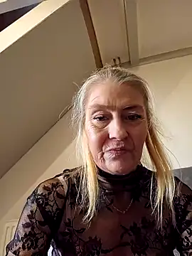 Snapshot of lisalustjouw chatting on 01-09-25, 12:19 lisalustjouw online show from 01-09-25, 12:19