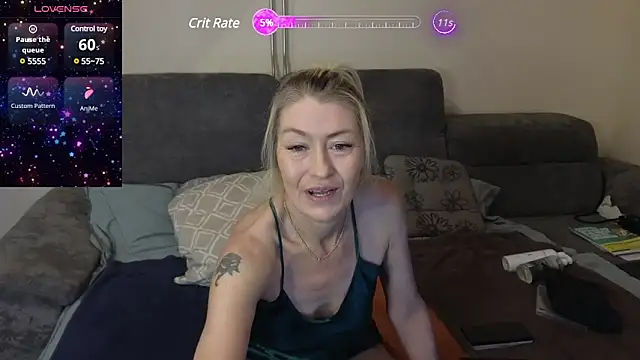 Snapshot of lisalustjouw chatting on 01-19-25, 11:34 lisalustjouw online show from 01-19-25, 11:34