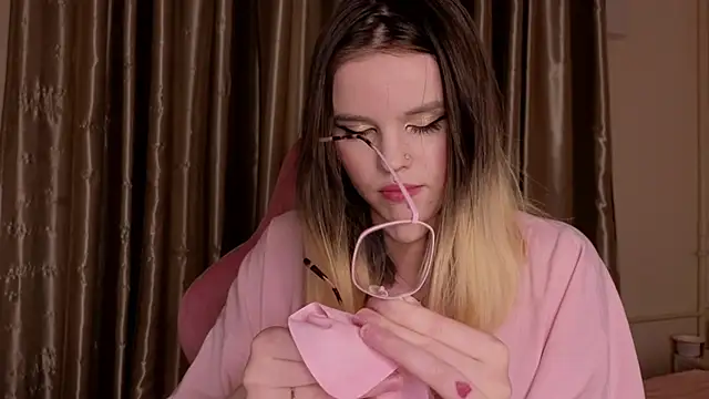 HanaMitsuri online show from 01-08-26, 07:31