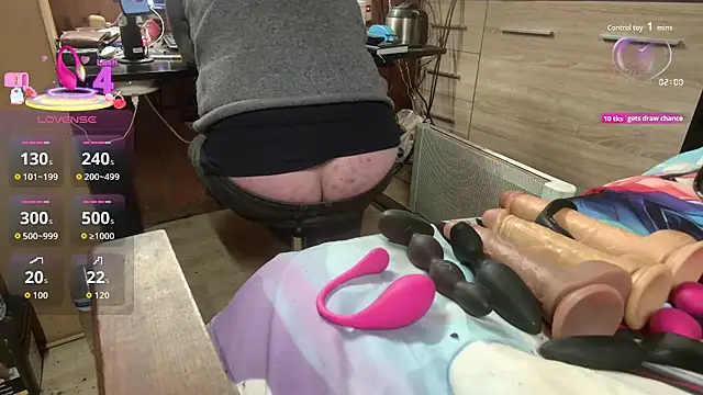 misteryman1956 online show from 12-01-25, 07:31