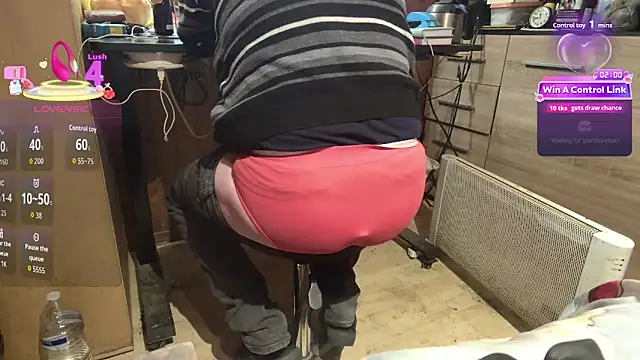 Snapshot of misteryman1956 chatting on 03-29-26, 09:44 misteryman1956 online show from 03-29-26, 09:44