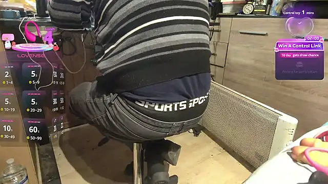 Snapshot of misteryman1956 chatting on 03-23-26, 08:36 misteryman1956 online show from 03-23-26, 08:36