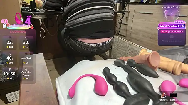 misteryman1956 online show from 02-07-26, 07:27