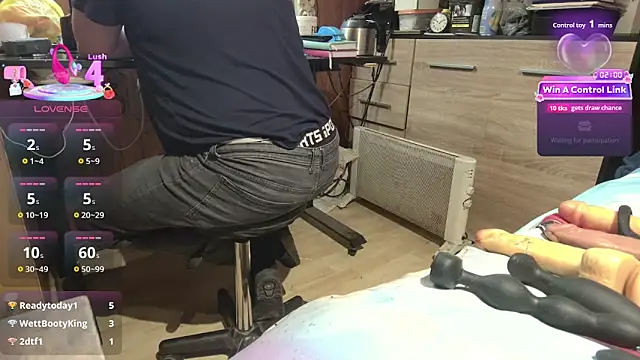 Snapshot of misteryman1956 chatting on 04-16-26, 08:09 misteryman1956 online show from 04-16-26, 08:09