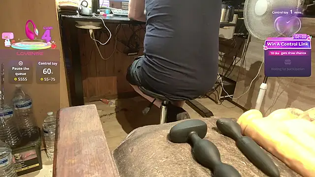 misteryman1956 online show from 07-08-26, 07:36