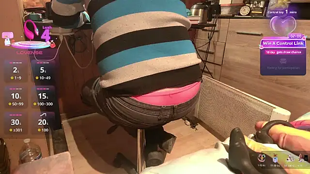 Snapshot of misteryman1956 chatting on 03-15-26, 07:54 misteryman1956 online show from 03-15-26, 07:54