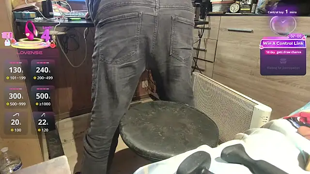 Snapshot of misteryman1956 chatting on 03-28-26, 09:32 misteryman1956 online show from 03-28-26, 09:32