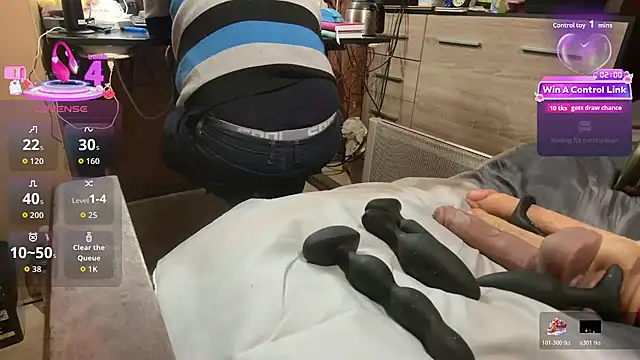 misteryman1956 online show from 01-13-26, 08:07