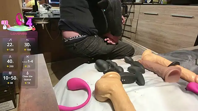 misteryman1956 online show from 02-24-26, 07:15