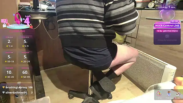 Snapshot of misteryman1956 chatting on 03-20-26, 07:04 misteryman1956 online show from 03-20-26, 07:04